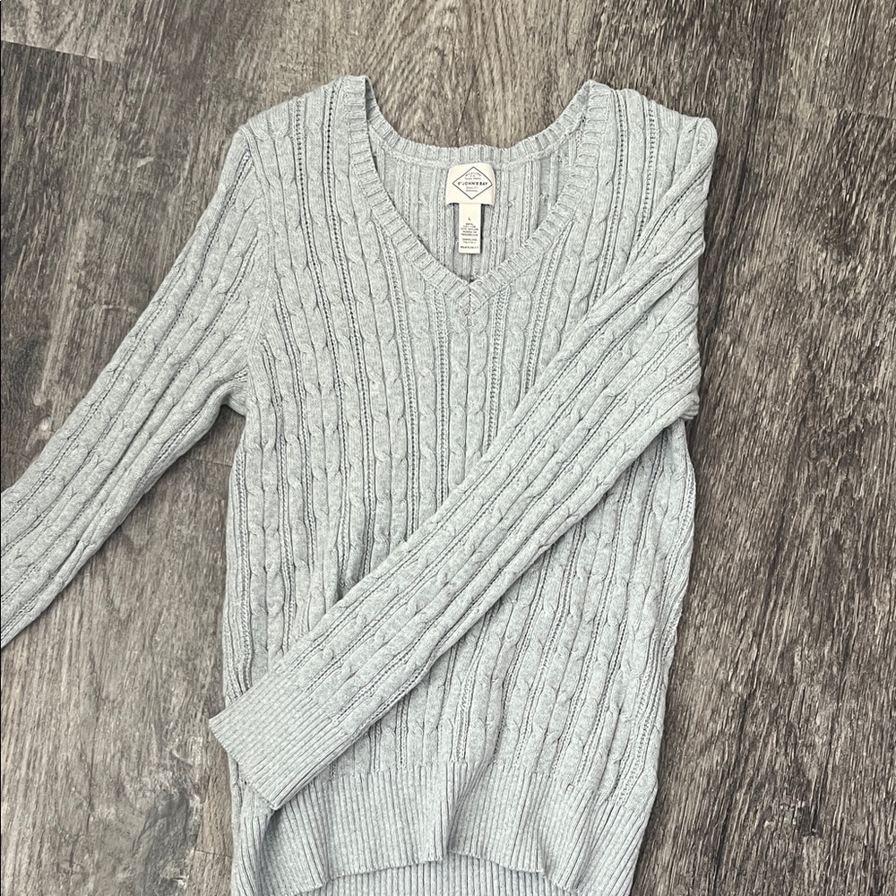 St. John's Bay Light Gray V-Neck Sweater